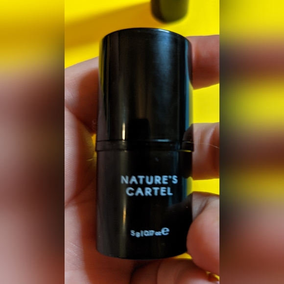 10 Piece Makeup Bundle - Picture 11 of 16